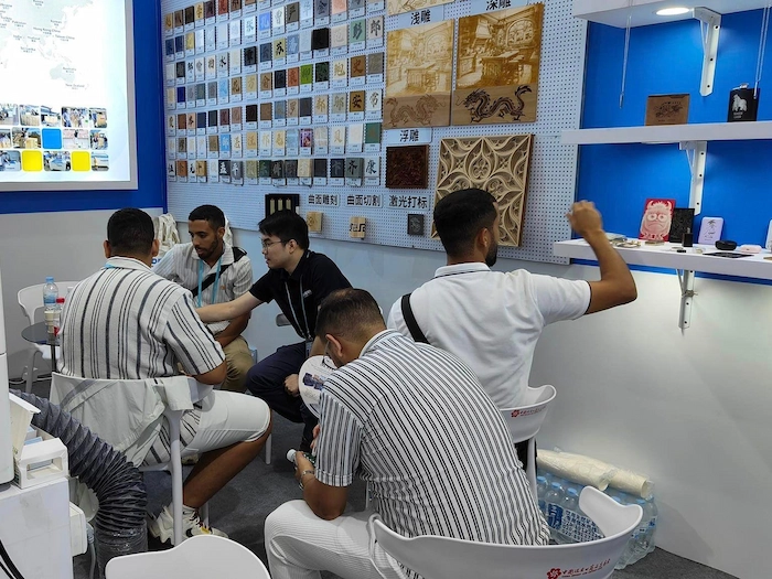 laser exhibition canton fair discussion